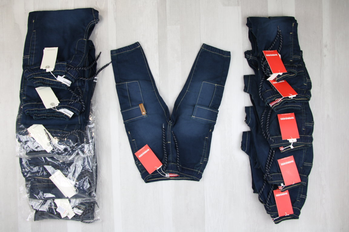 €6,80 al pezzo ENERGIERS stock abbigliamento bambini 63 pezzi - P/E - RIF. 6281