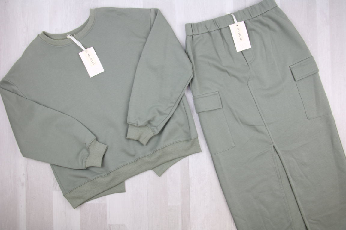 €9,40 al pezzo YOU DECIDE stock abbigliamento donna 83 pezzi - P/E - RIF. 6283