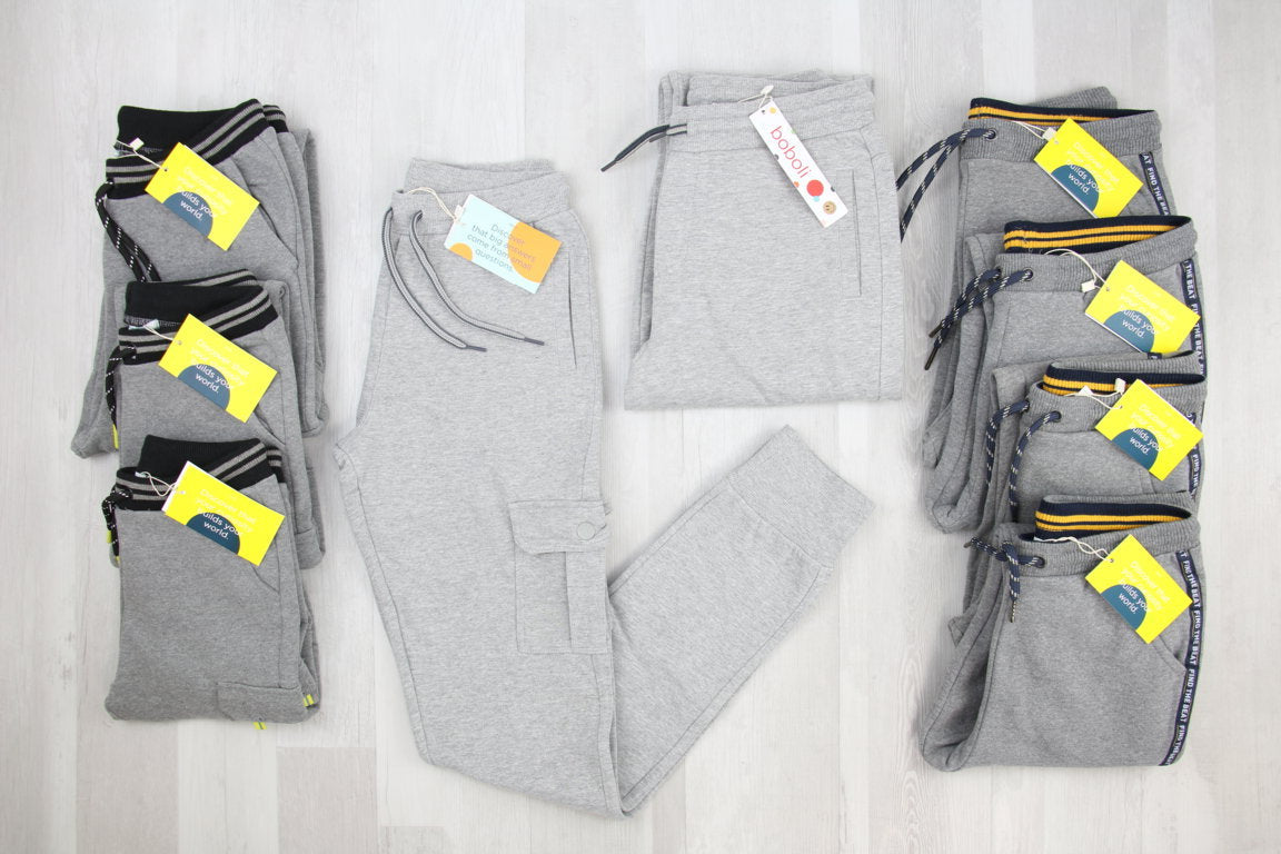 €4,60 al pezzo BOBOLI stock abbigliamento bambini 337 pezzi - A/I - RIF. 6296