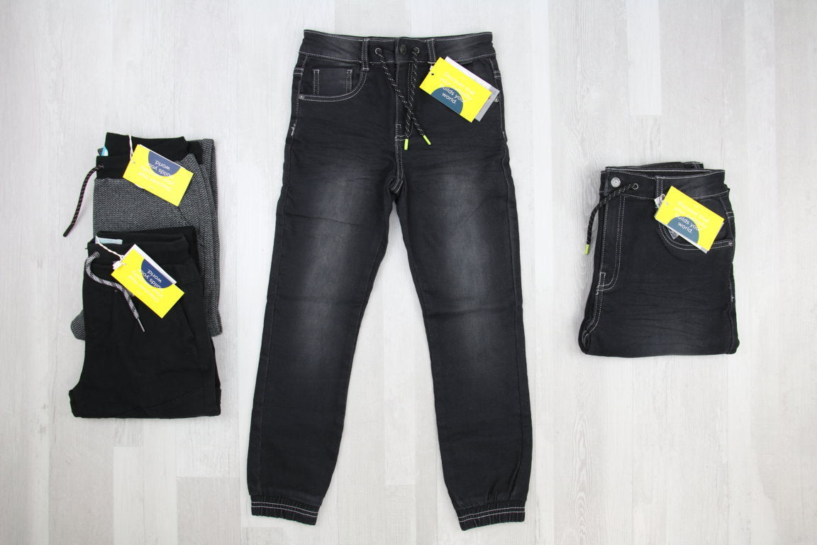 €4,60 al pezzo BOBOLI stock abbigliamento bambini 337 pezzi - A/I - RIF. 6296