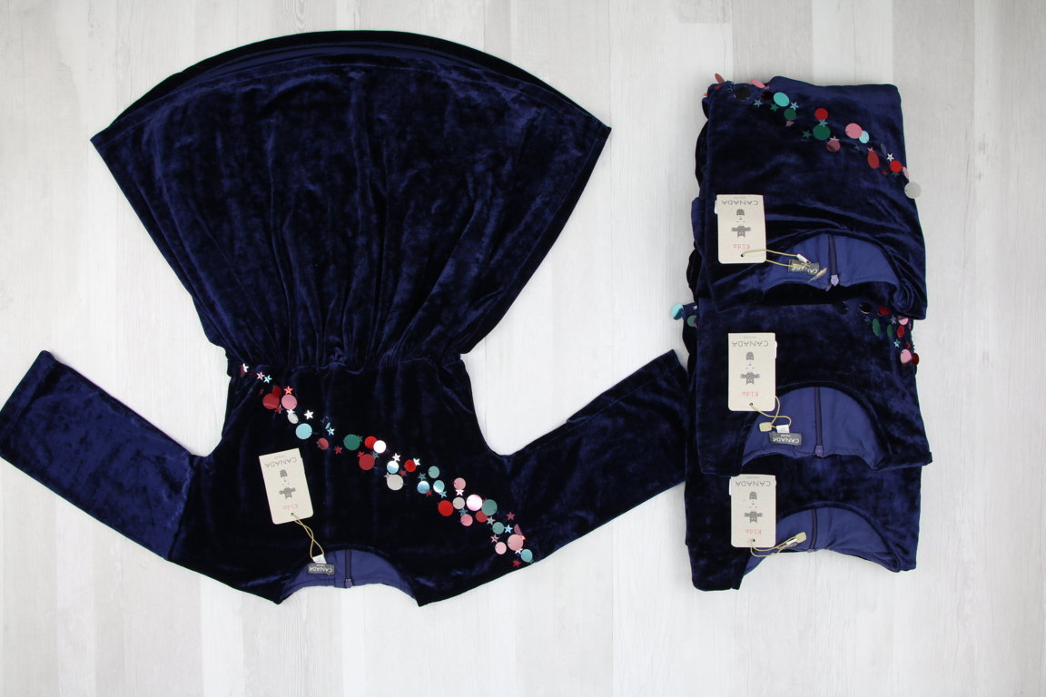€5,50 al pezzo CANADA stock abbigliamento bambini 55 pezzi - A/I - RIF. 6267