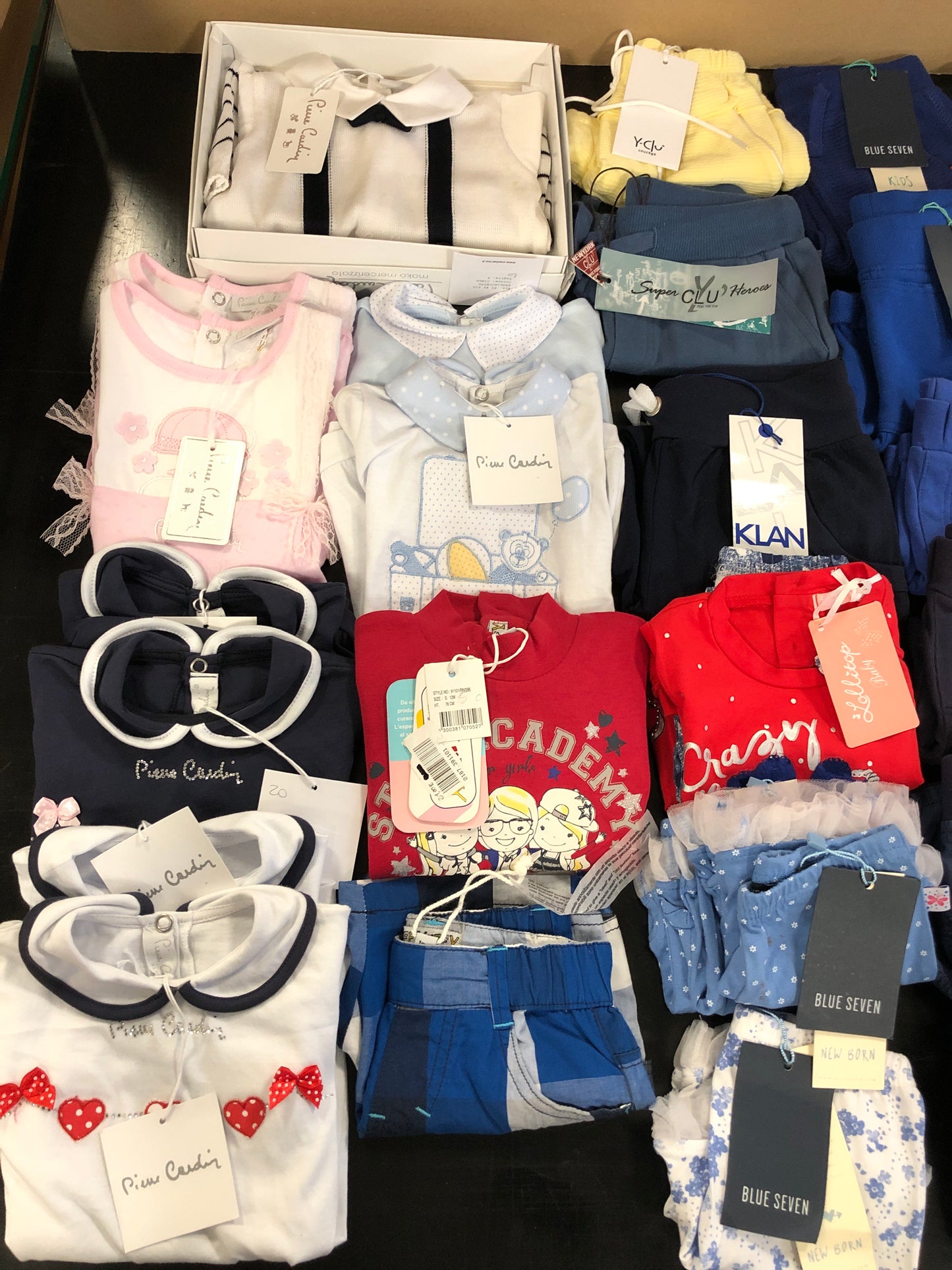 5,50 € par pièce Y-CLU, BLUE SEVEN, MELBY, TUC TUC, etc. stock de vêtements pour enfants 741 pièces - SS - REF. 6136P1