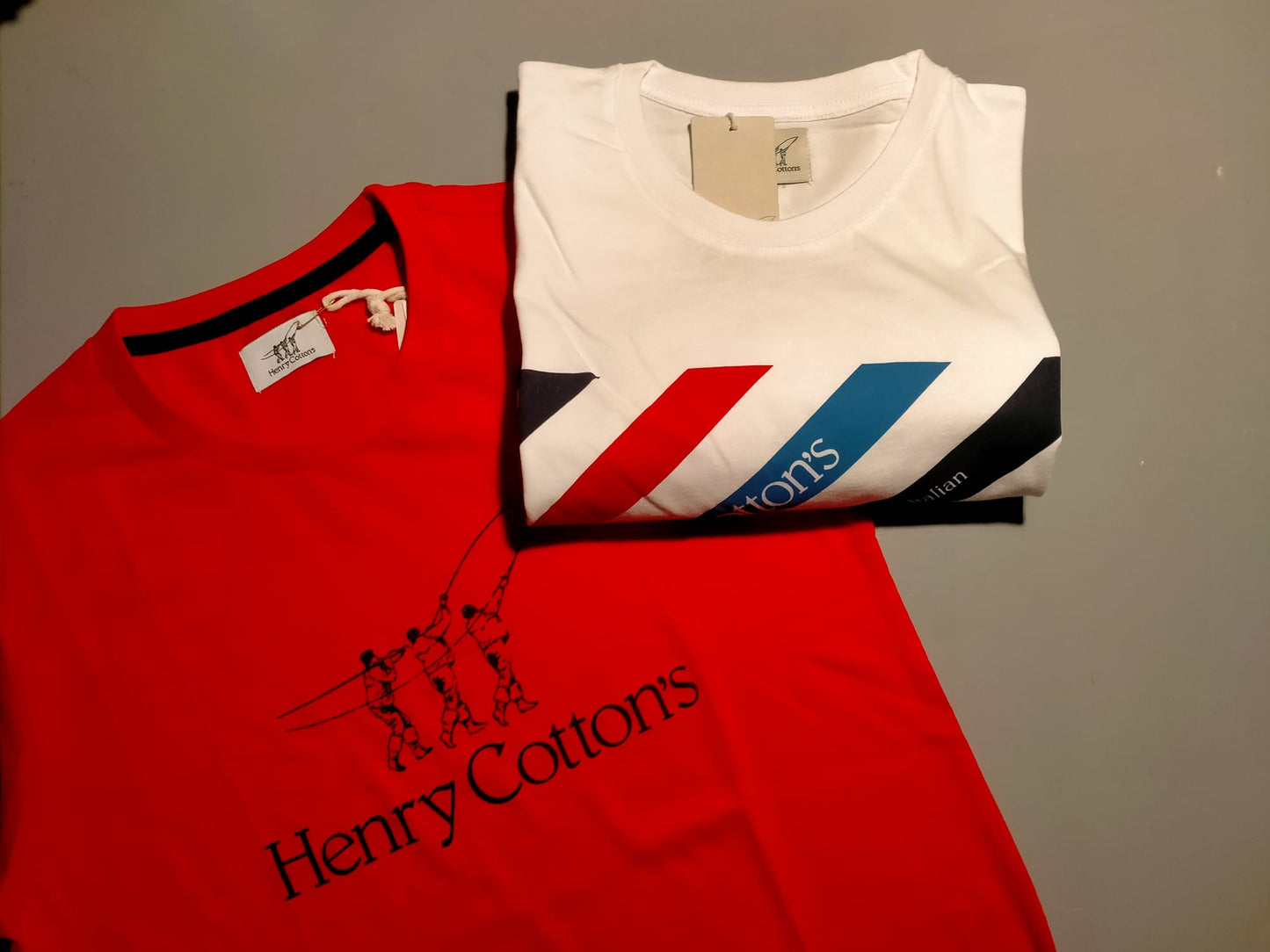 €10,00 al pezzo HENRY COTTON'S stock t-shirt bambino 146 pezzi - P/E - RIF. TV6085