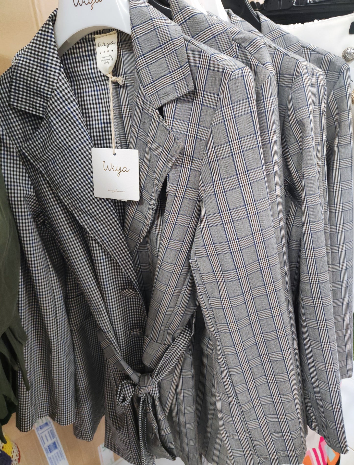 €2,71 al pezzo PRONTO MODA MADE IN ITALY stock abbigliamento e accessori uomo/donna 1333 pezzi - A/I - P/E - RIF. 6146P1