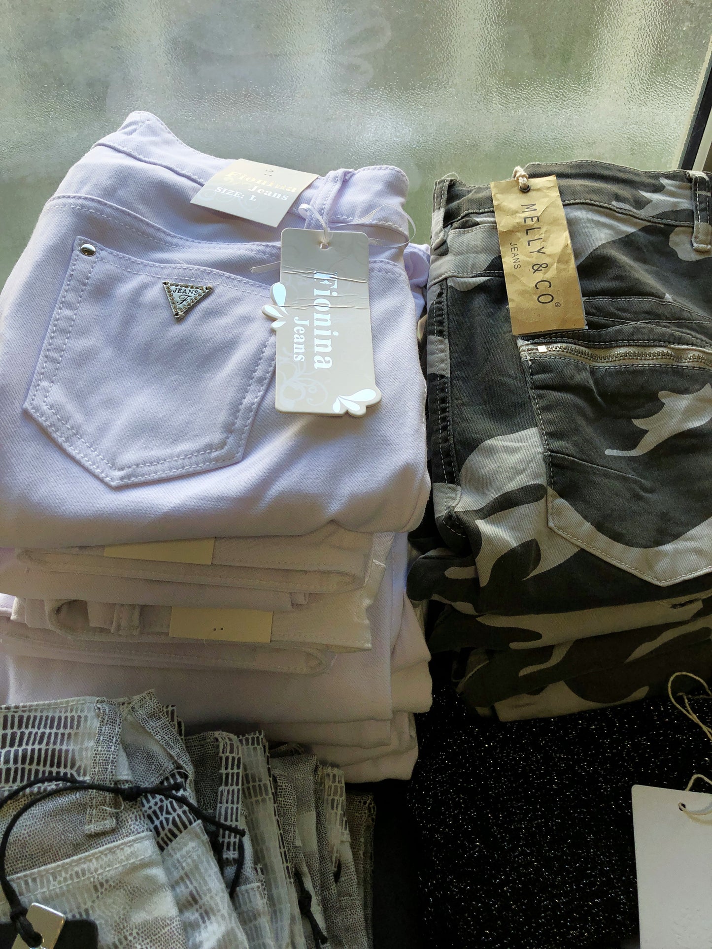 €2,71 al pezzo PRONTO MODA MADE IN ITALY stock abbigliamento e accessori uomo/donna 1333 pezzi - A/I - P/E - RIF. 6146P1