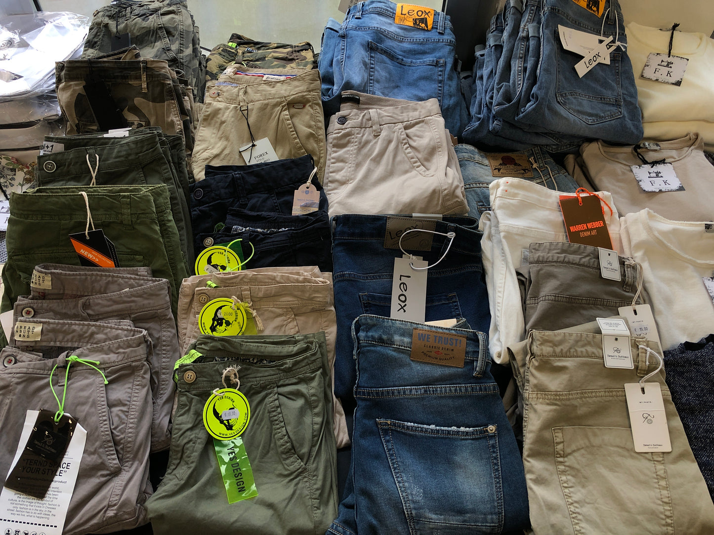 €2,71 al pezzo PRONTO MODA MADE IN ITALY stock abbigliamento e accessori uomo/donna 1333 pezzi - A/I - P/E - RIF. 6146P1