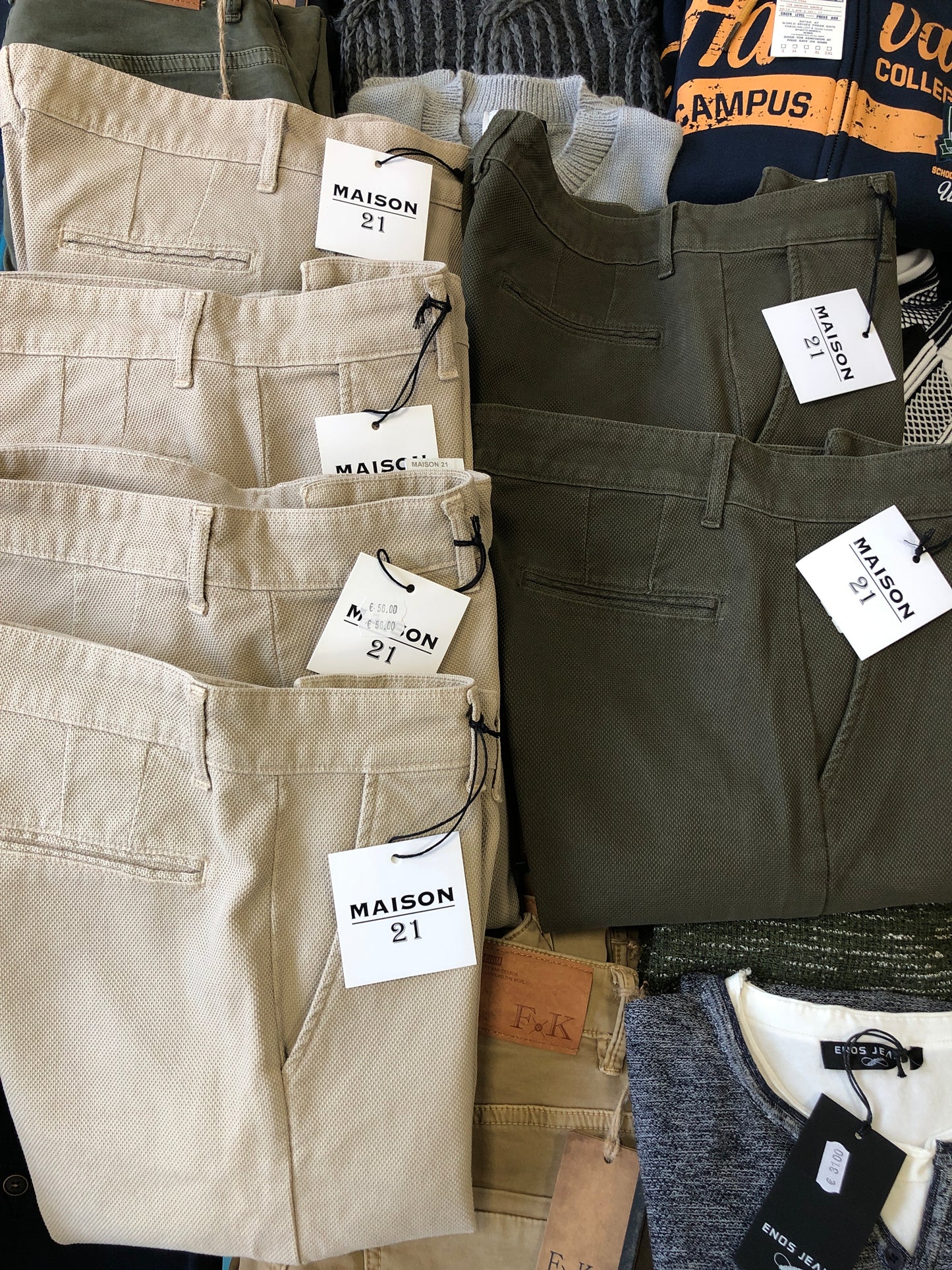 €2,71 al pezzo PRONTO MODA MADE IN ITALY stock abbigliamento e accessori uomo/donna 1333 pezzi - A/I - P/E - RIF. 6146P1