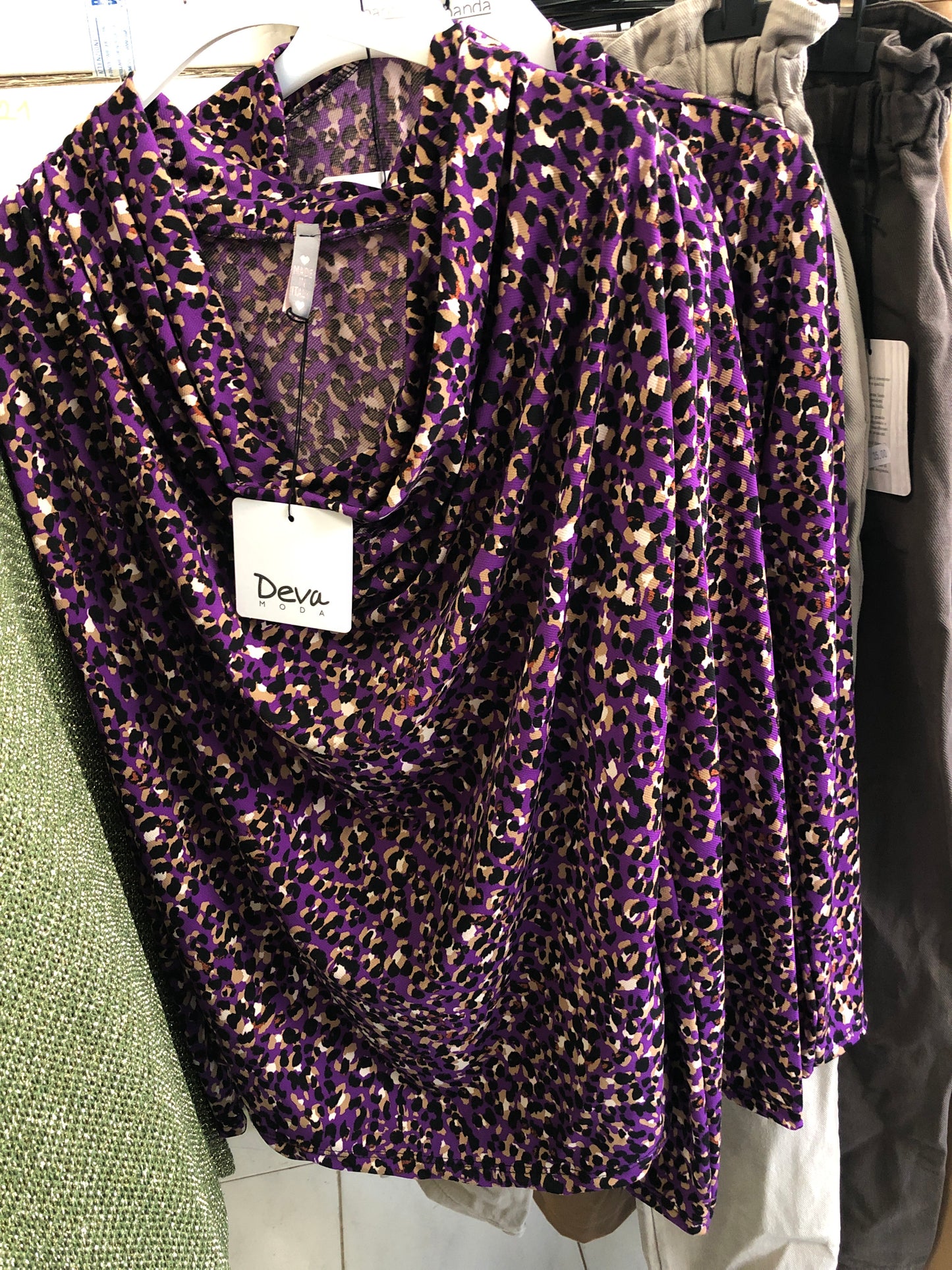 €2,71 al pezzo PRONTO MODA MADE IN ITALY stock abbigliamento e accessori uomo/donna 1333 pezzi - A/I - P/E - RIF. 6146P1