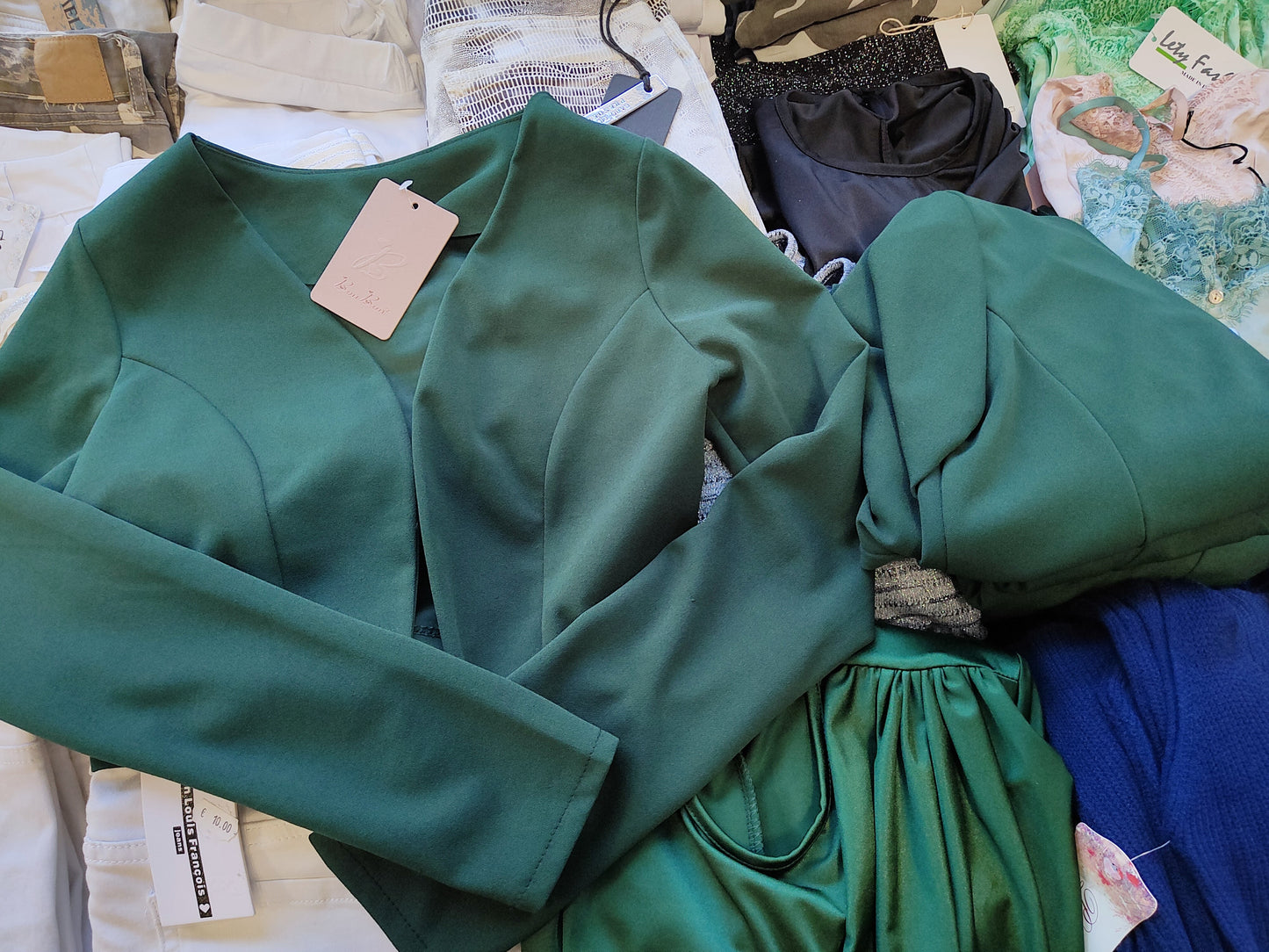 €2,71 al pezzo PRONTO MODA MADE IN ITALY stock abbigliamento e accessori uomo/donna 1333 pezzi - A/I - P/E - RIF. 6146P1