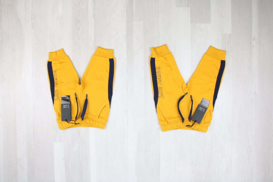 €4,70 al pezzo SARABANDA, MINI BANDA stock abbigliamento bambini 285 pezzi - A/I - RIF. 6275