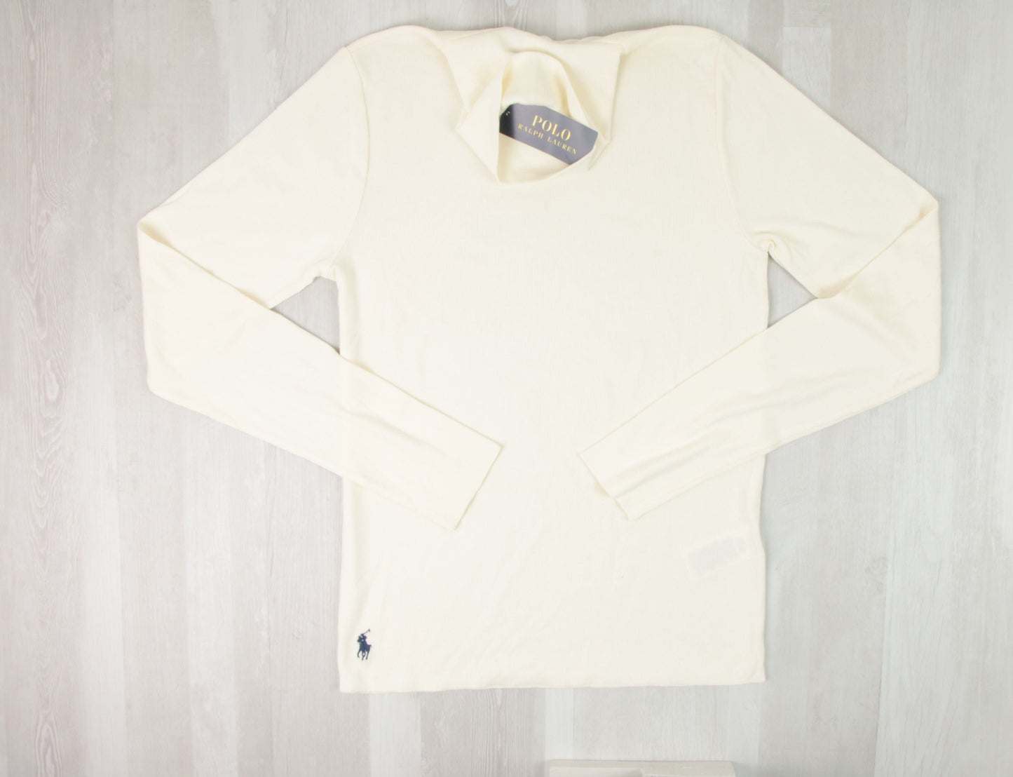 stock abbigliamento donna - €16,48 al pezzo POLO RALPH LAUREN, DKNY, ANIYE BY, NOPE, LE STREGHE ecc. 42 pezzi da donna - A/I - RIF. 3904