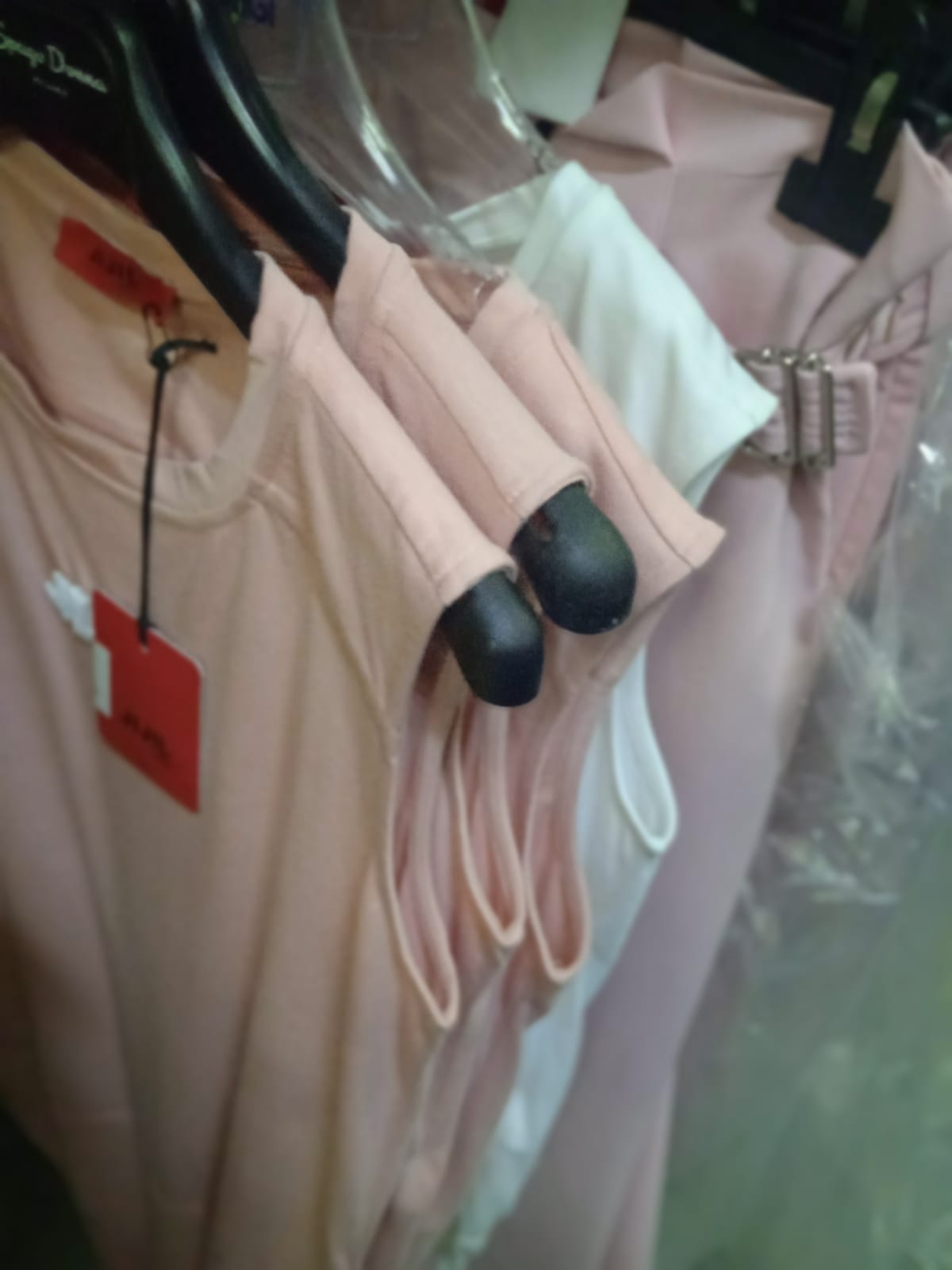 10,00 al pezzo JIJIL, MAYORAL, LIUJO, SILVIAN HEACH, 1^CLASSE, SIVIGLIA, PICCOLA LUDO, ecc. stock abbigliamento bambini 576 pezzi - P/E - RIF. TV5982