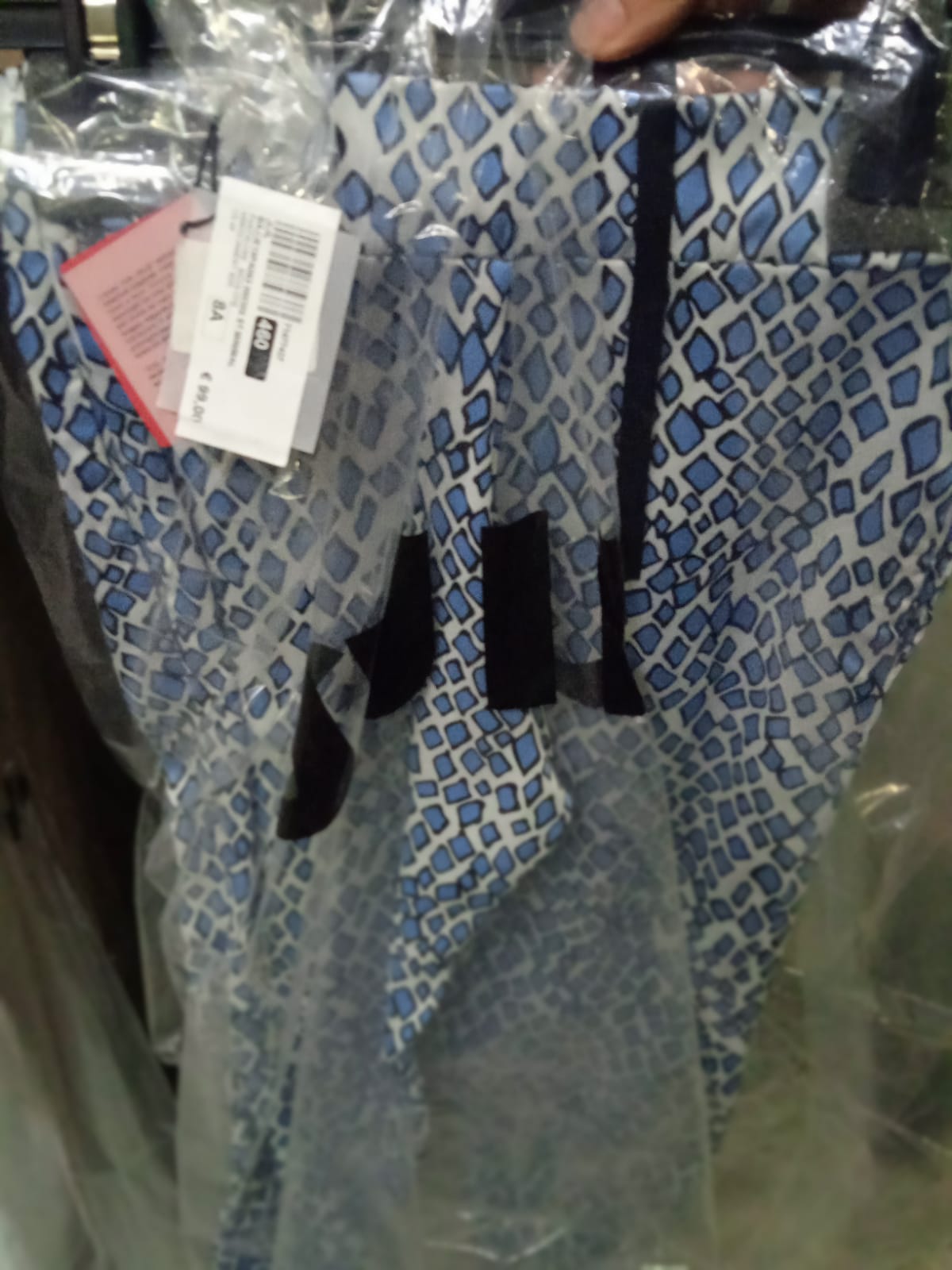 10,00 al pezzo JIJIL, MAYORAL, LIUJO, SILVIAN HEACH, 1^CLASSE, SIVIGLIA, PICCOLA LUDO, ecc. stock abbigliamento bambini 576 pezzi - P/E - RIF. TV5982