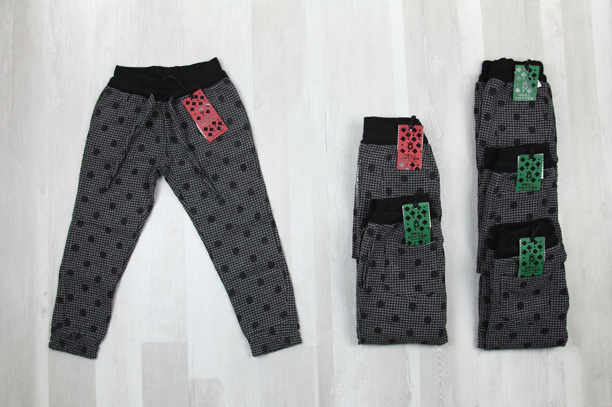 stock abbigliamento bambino - €11,09 al pezzo NEILL KATTER 46 pezzi da bambino - A/I - RIF. 5952