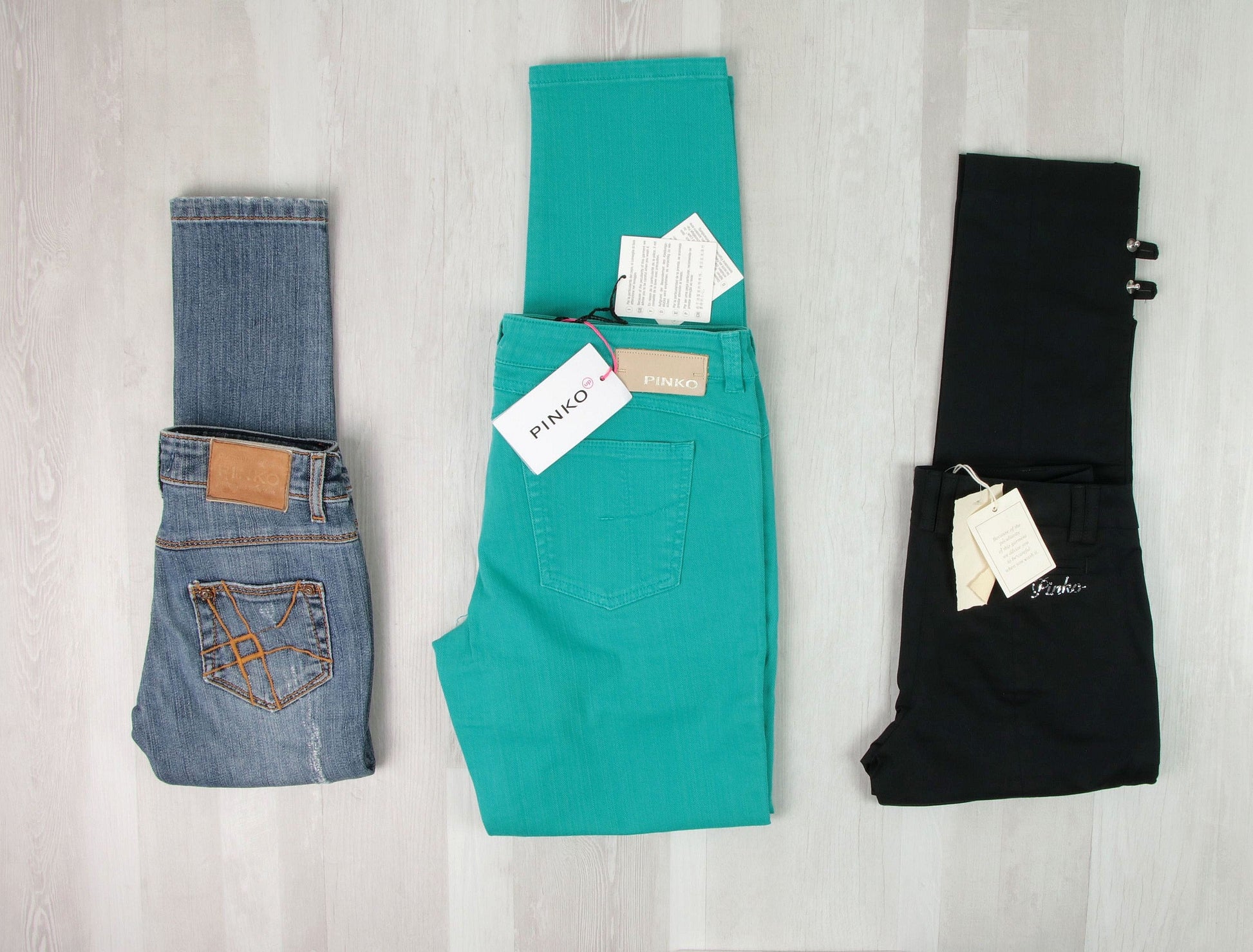 stock abbigliamento donna - €17,00 al pezzo PINKO, MARESE 28 pezzi da bambina - P/E - RIF. 3907