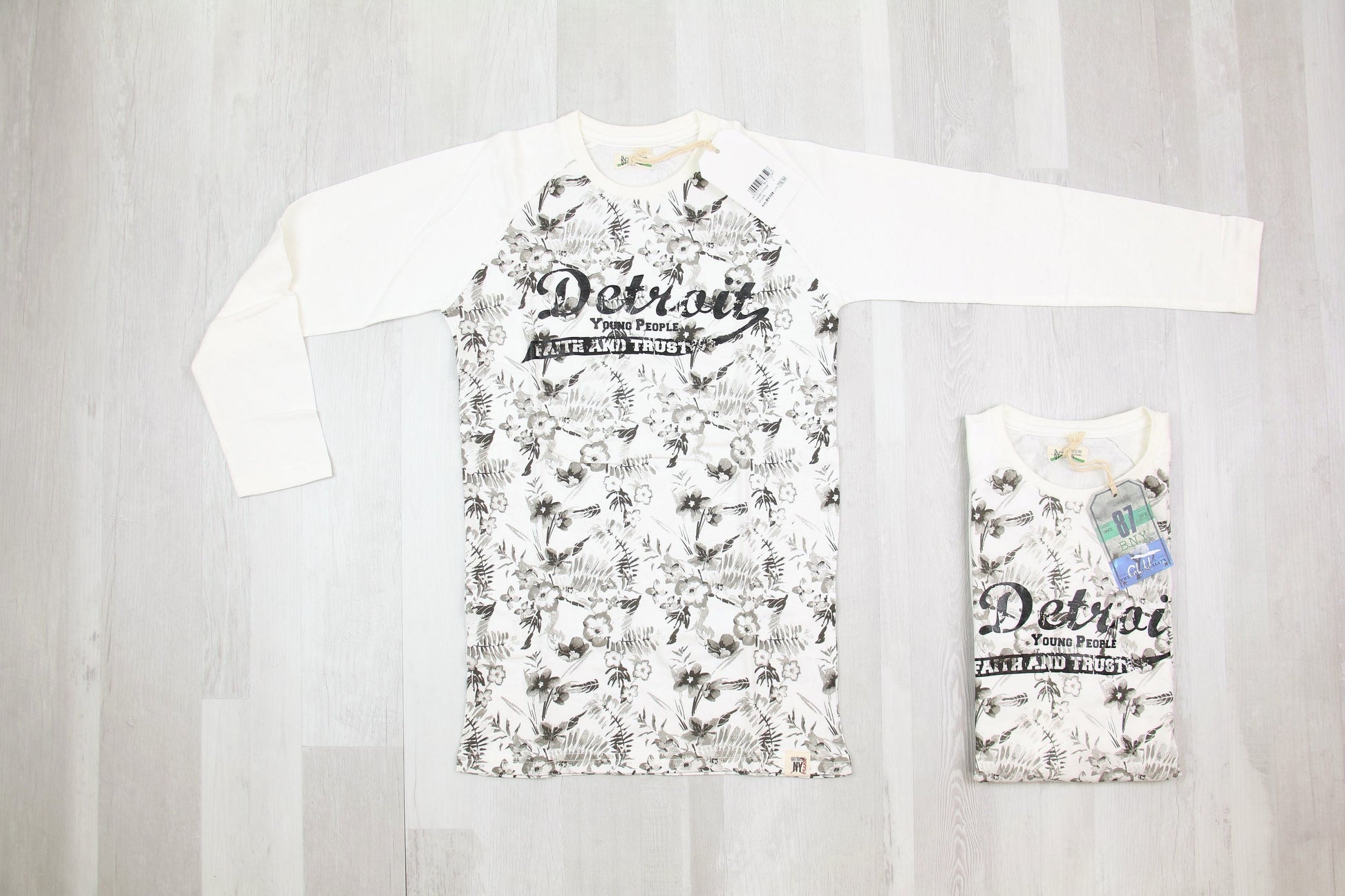 stock abbigliamento bambini - €6,50 al pezzo Y-CLU' 41 pezzi da bambino/bambina - A/I - RIF. 5929